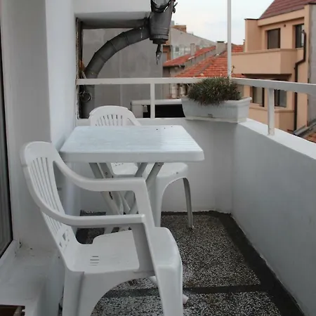 Paradise Corner Apartment *